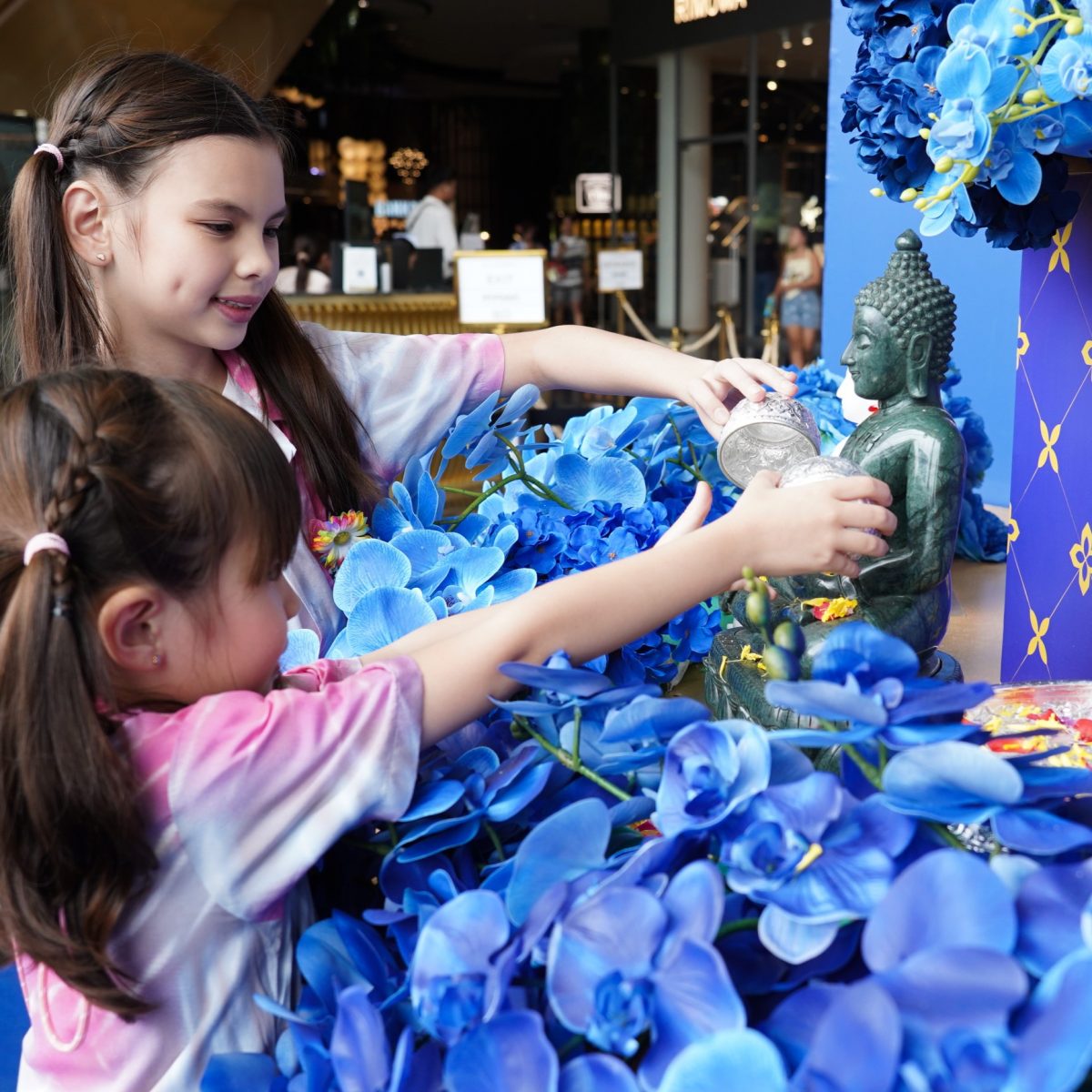 Your 1-Day Plan for an Iconic Songkran at ICONSIAM