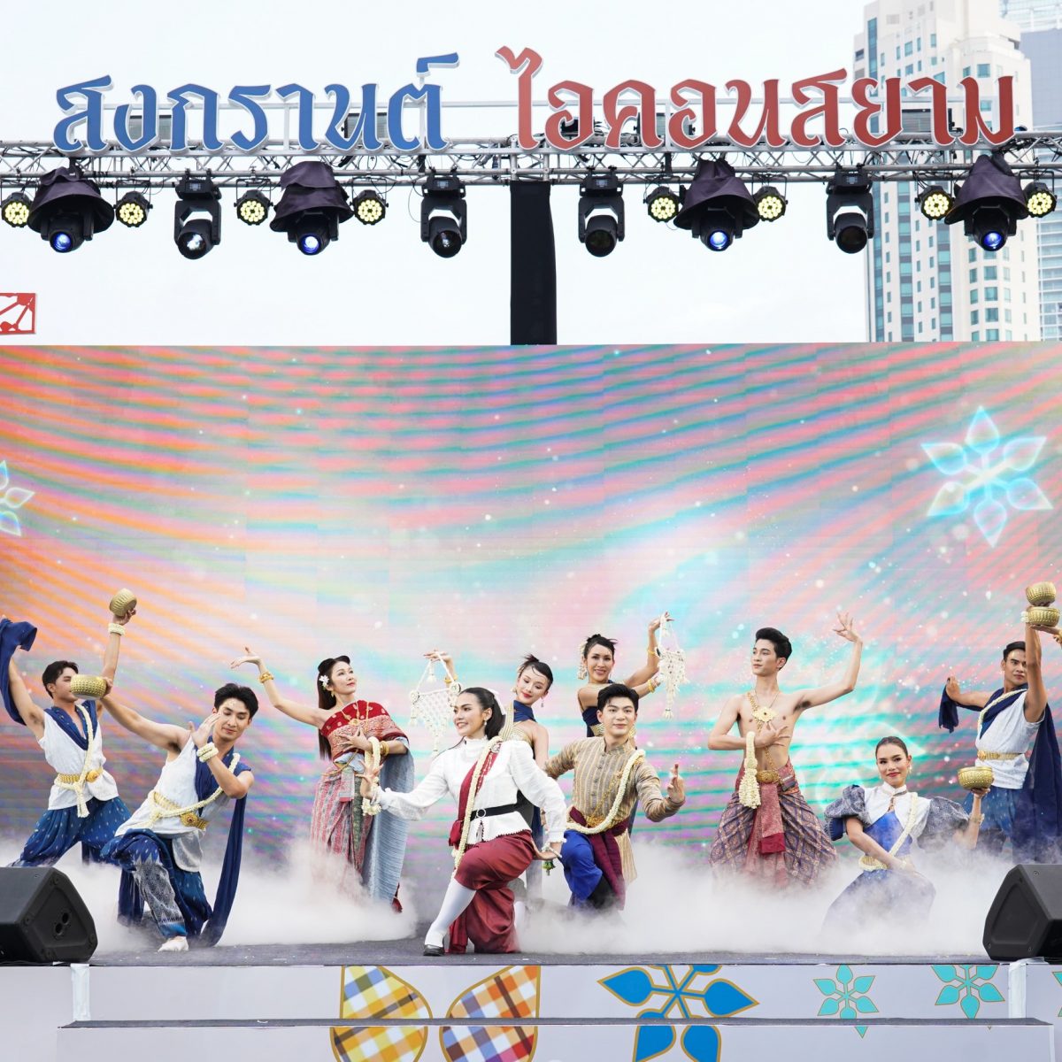 Your 1-Day Plan for an Iconic Songkran at ICONSIAM